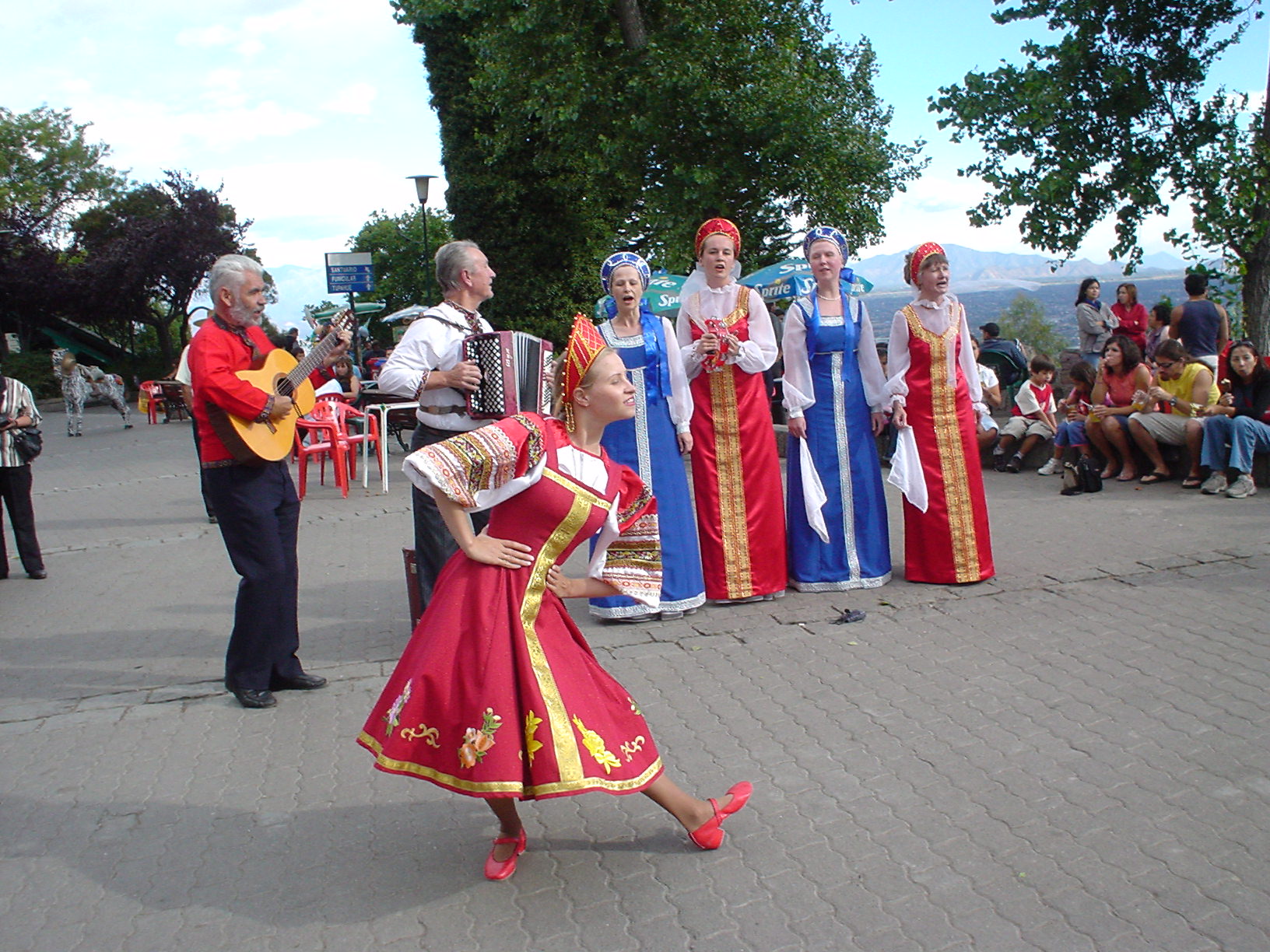 ロシア民族舞踊 世界のフォークダンス